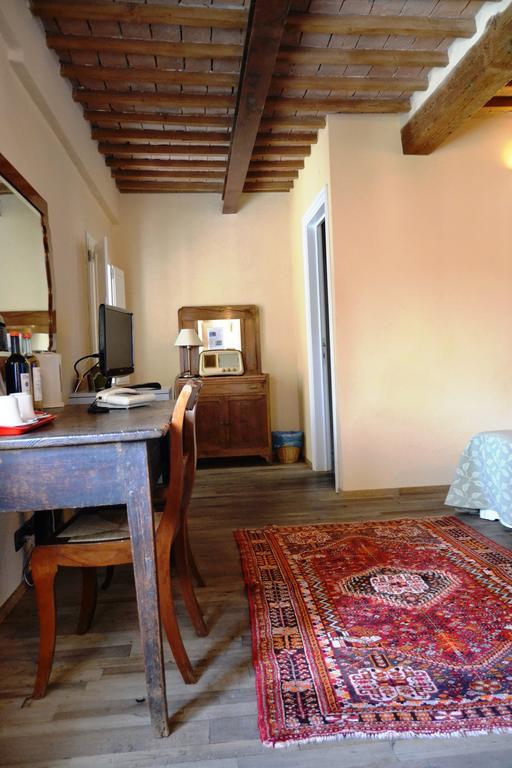 Casa Lemmi Guest House San Quirico dʼOrcia Стая снимка