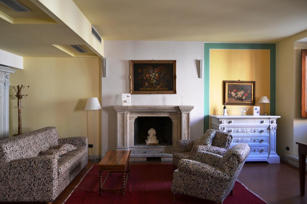 Casa Lemmi Guest House San Quirico dʼOrcia Стая снимка